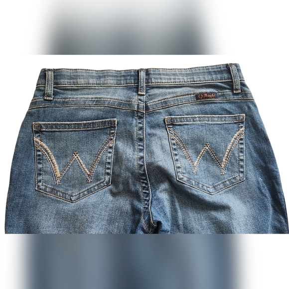 Women's Wrangler® Ultimate Riding Jean Q-Baby Mid-Rise Bootcut - Picture 5 of 6